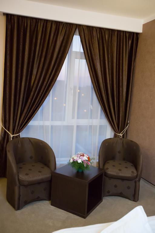 קריובה Hotel Meliss חדר תמונה