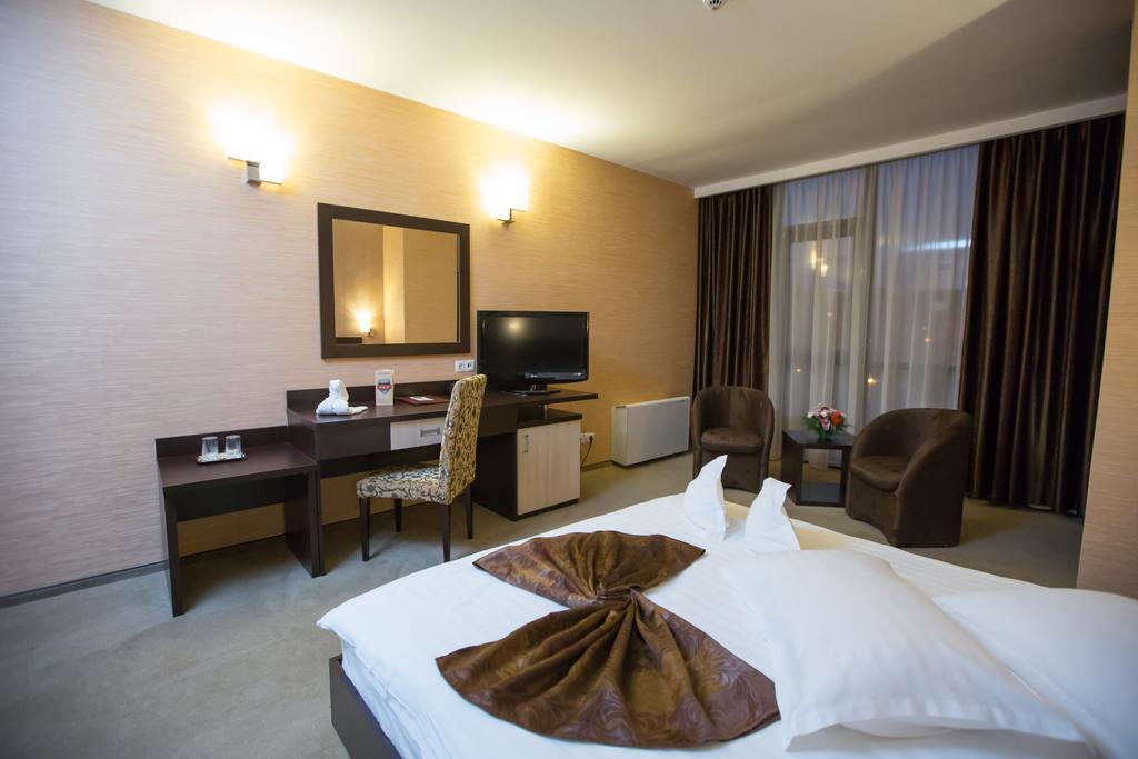 קריובה Hotel Meliss חדר תמונה
