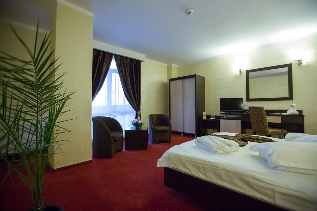 קריובה Hotel Meliss חדר תמונה