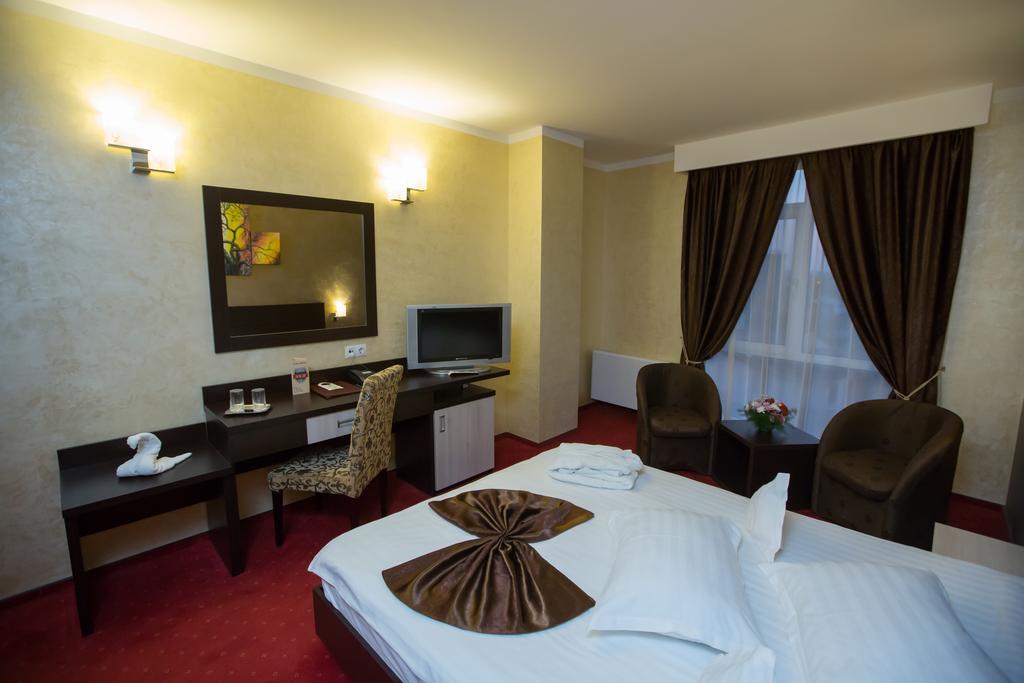 קריובה Hotel Meliss חדר תמונה