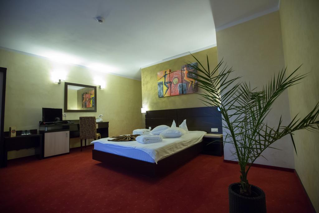 קריובה Hotel Meliss חדר תמונה