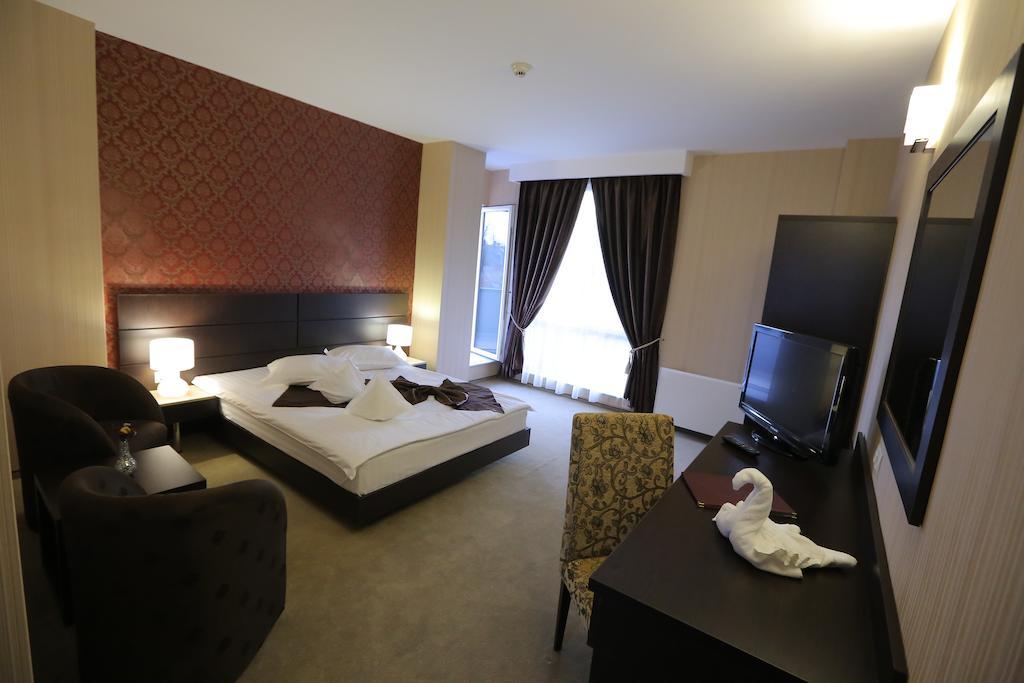 קריובה Hotel Meliss חדר תמונה